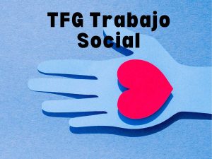 Mano sujetando un corazón sobre fondo azul representando el trabajo social
